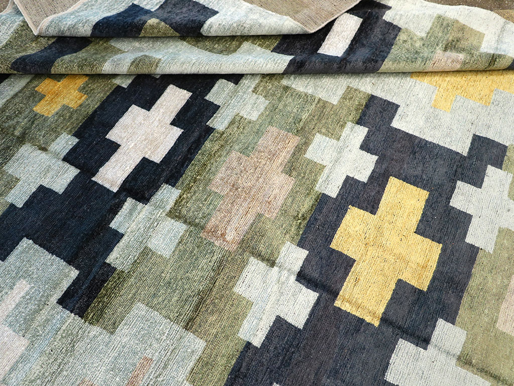 Modern East Turkestan Silk Khotan Room Size Carpet, No.33233 - Galerie Shabab