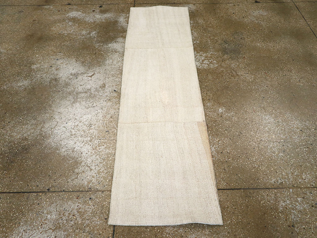 Vintage Turkish Flatweave Kilim Small Runner, No.33236 - Galerie Shabab