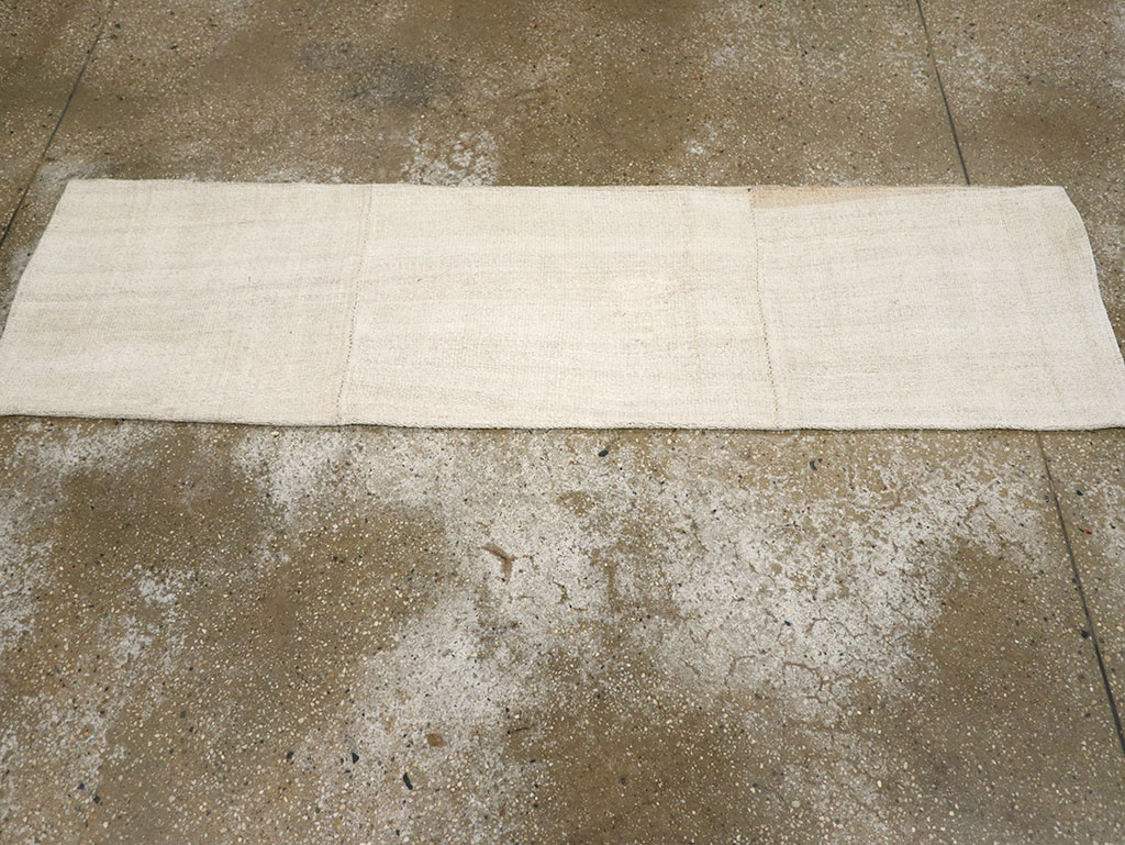 Vintage Turkish Flatweave Kilim Small Runner, No.33236 - Galerie Shabab