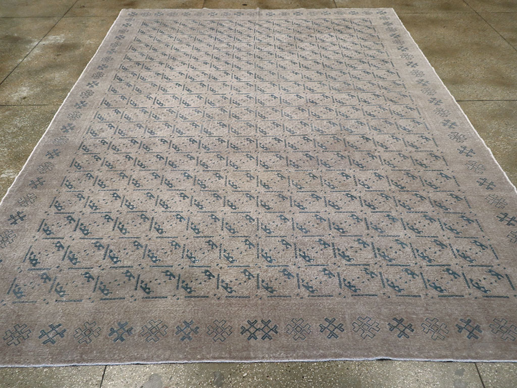 Vintage Turkish Anatolian Room Size Carpet, No.33238 - Galerie Shabab