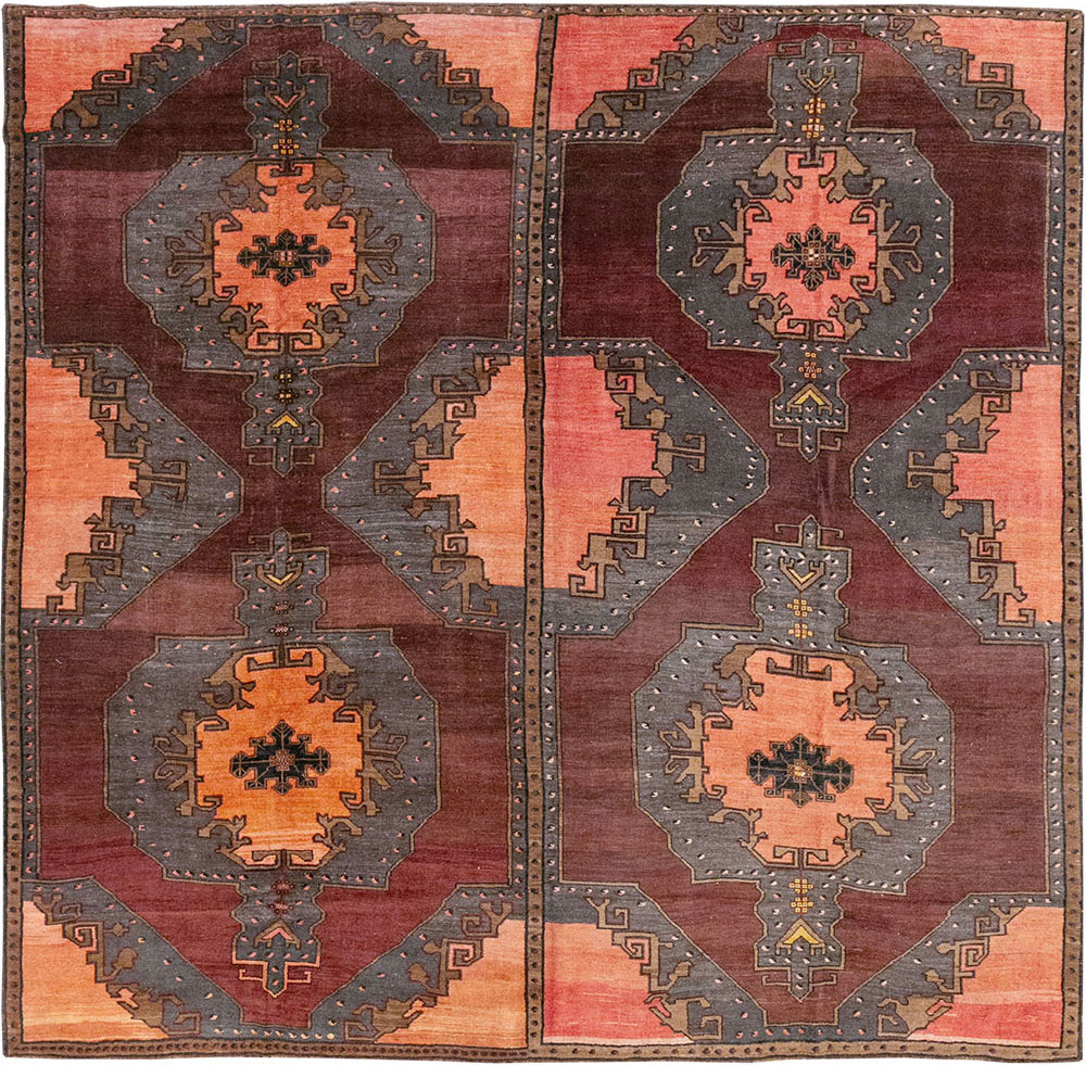 Vintage Turkish Anatolian Square Large Room Size Carpet, No.33254 - Galerie Shabab