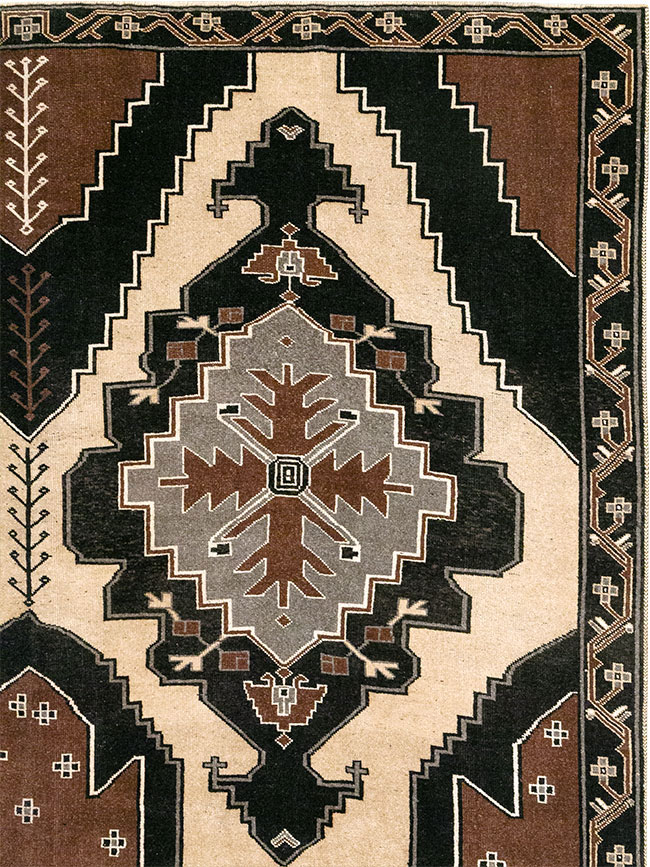 Vintage Turkish Anatolian Large Room Size Carpet, No.33255 - Galerie Shabab