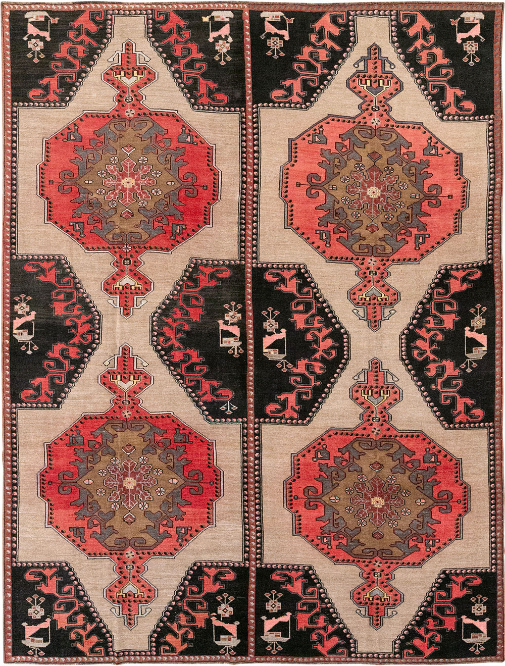 Vintage Turkish Anatolian Room Size Carpet, No.33256 - Galerie Shabab