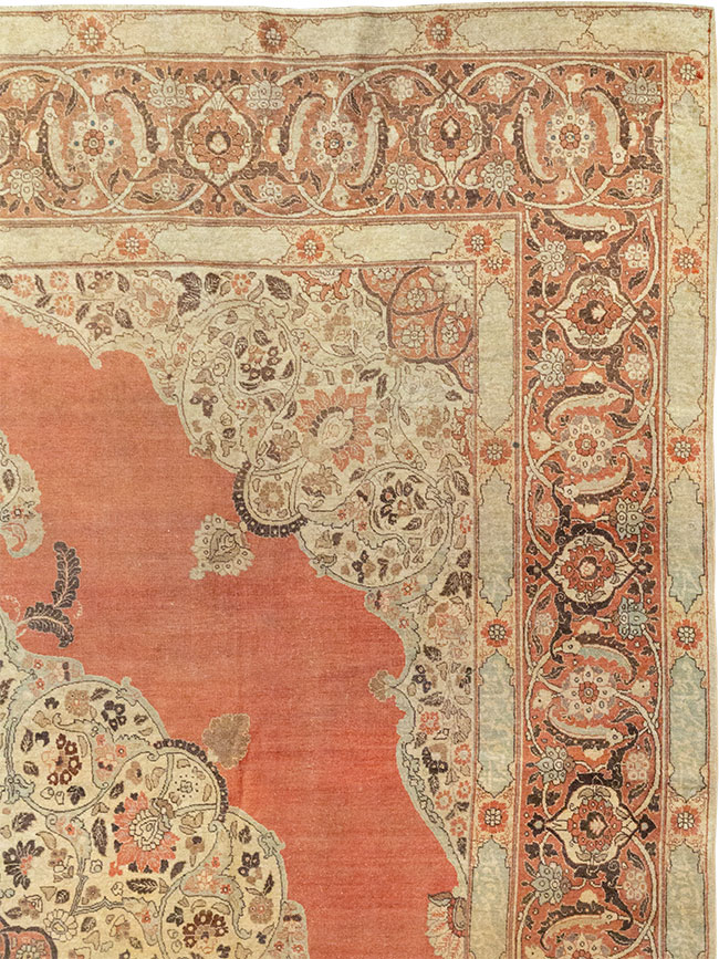 Antique Persian Tabriz Room Size Carpet, No.33263 - Galerie Shabab