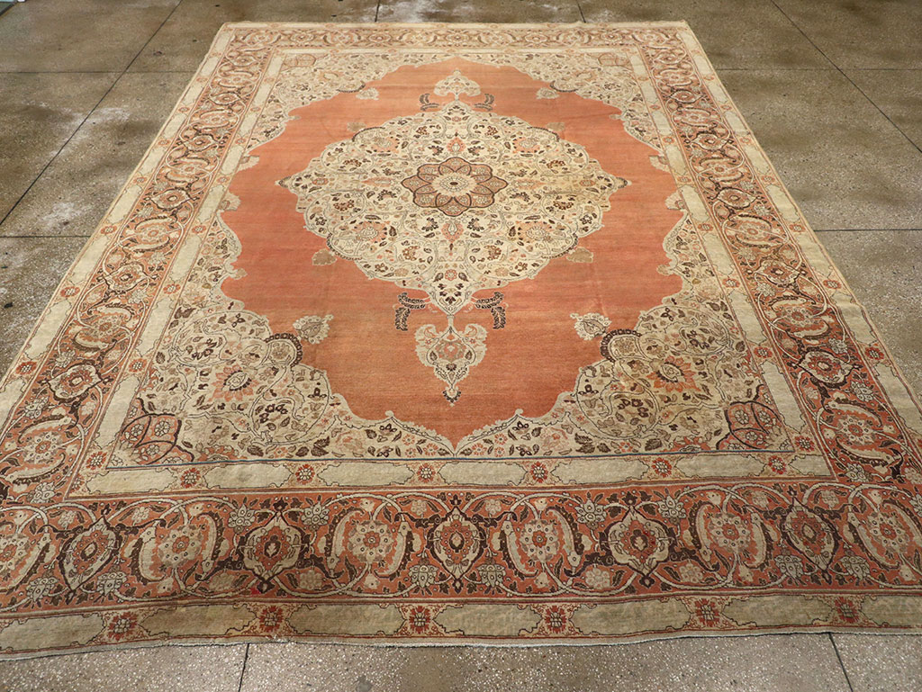 Antique Persian Tabriz Room Size Carpet, No.33263 - Galerie Shabab