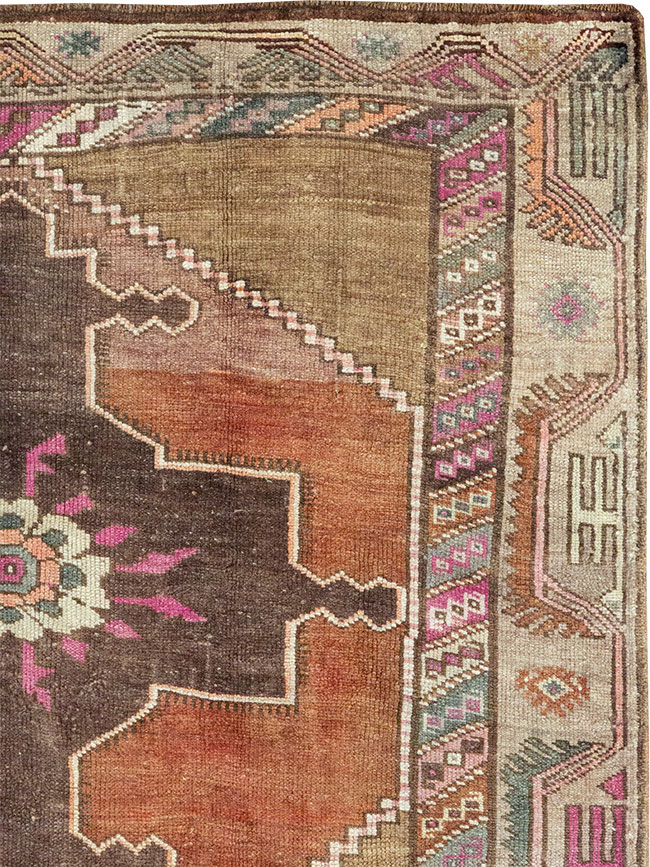 Vintage Turkish Anatolian Wide Gallery Runner, No.33268 - Galerie Shabab
