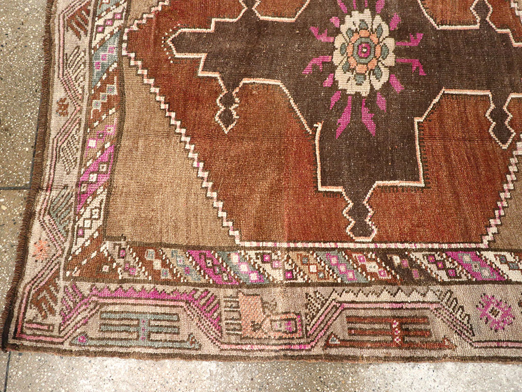 Vintage Turkish Anatolian Wide Gallery Runner, No.33268 - Galerie Shabab