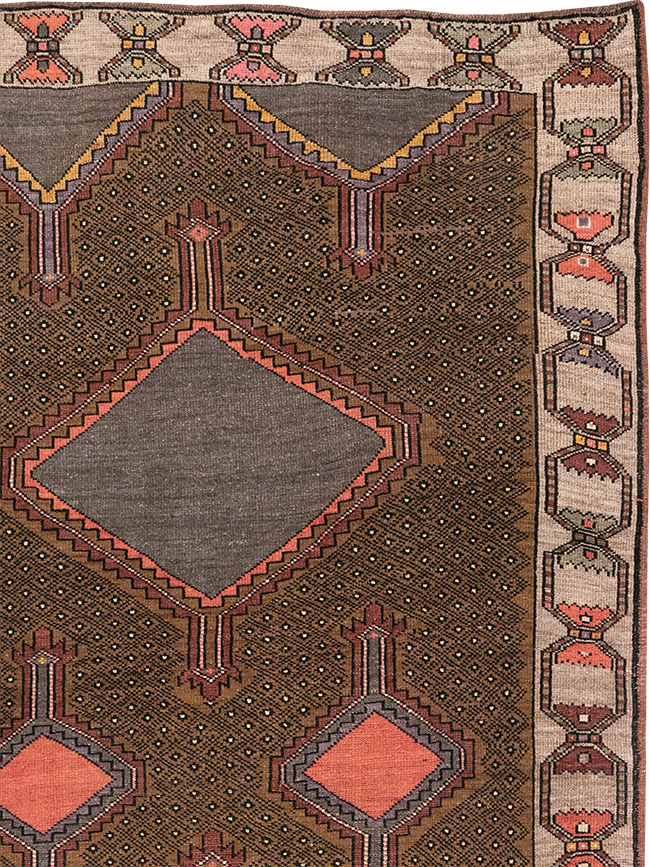 Vintage Turkish Anatolian Room Size Carpet, No.33276 - Galerie Shabab
