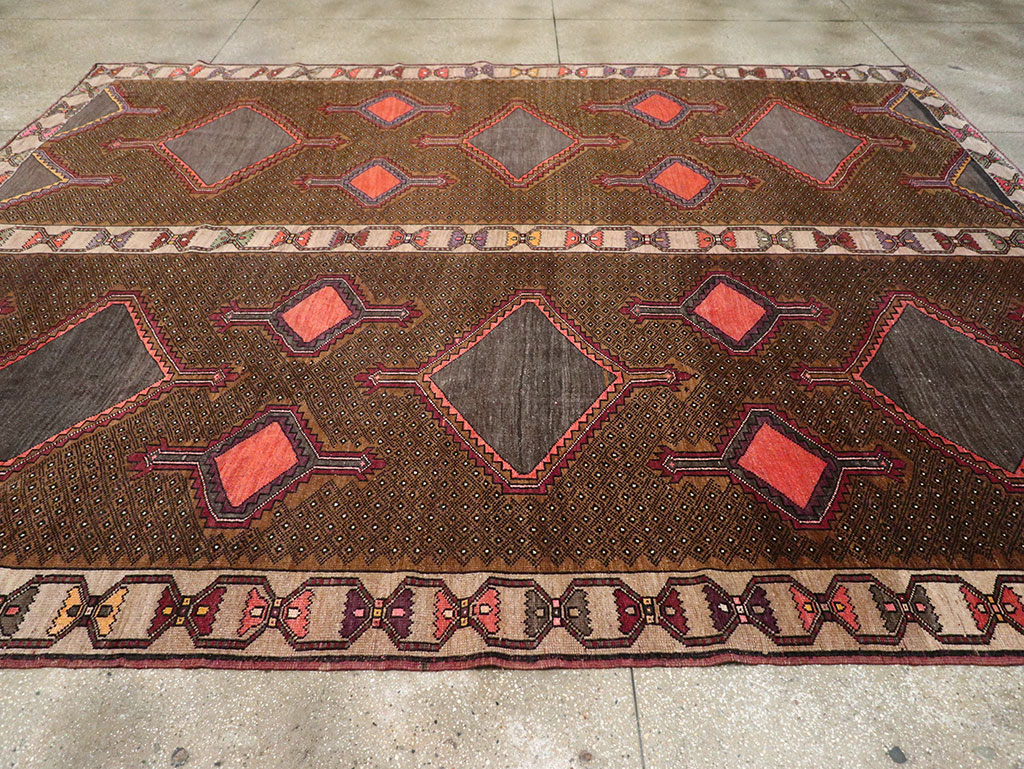 Vintage Turkish Anatolian Room Size Carpet, No.33276 - Galerie Shabab