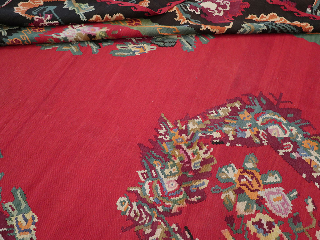 Vintage European Bessarabian Kilim Room Size Carpet, No.33279 - Galerie Shabab