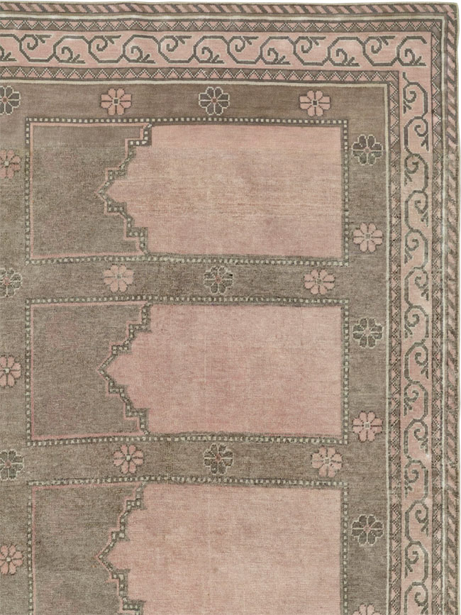 Vintage East Turkestan Khotan Accent Carpet, No.33285 - Galerie Shabab