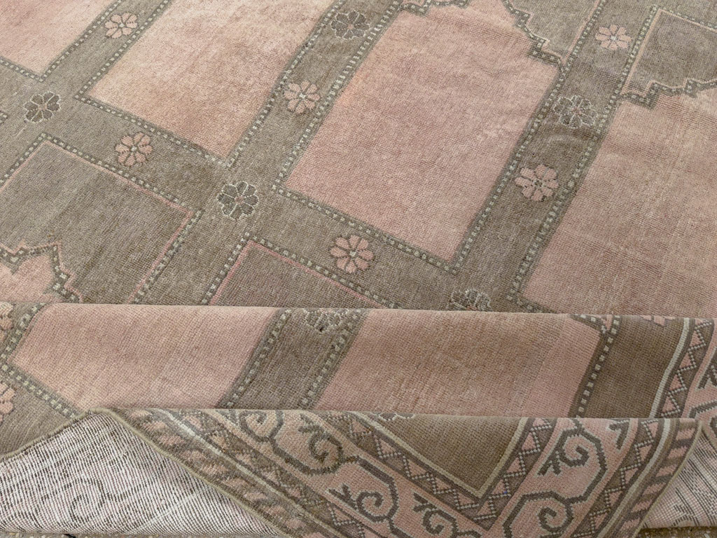 Vintage East Turkestan Khotan Accent Carpet, No.33285 - Galerie Shabab