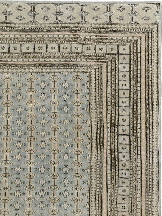 Vintage Central Asian Bokhara Room Size Carpet, No.33287 - Galerie Shabab