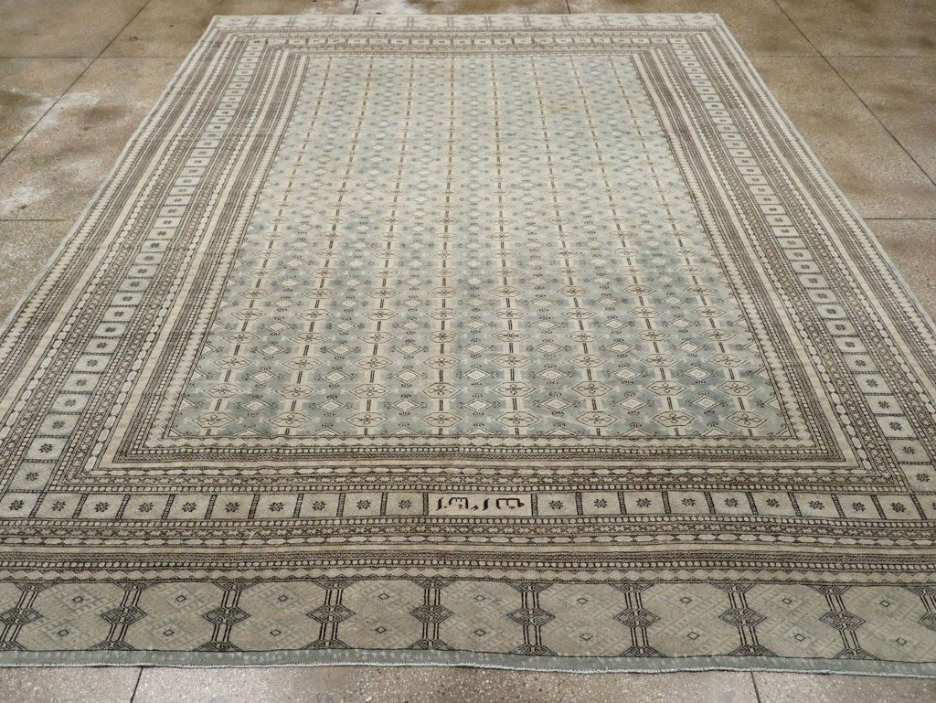 Vintage Central Asian Bokhara Room Size Carpet, No.33287 - Galerie Shabab
