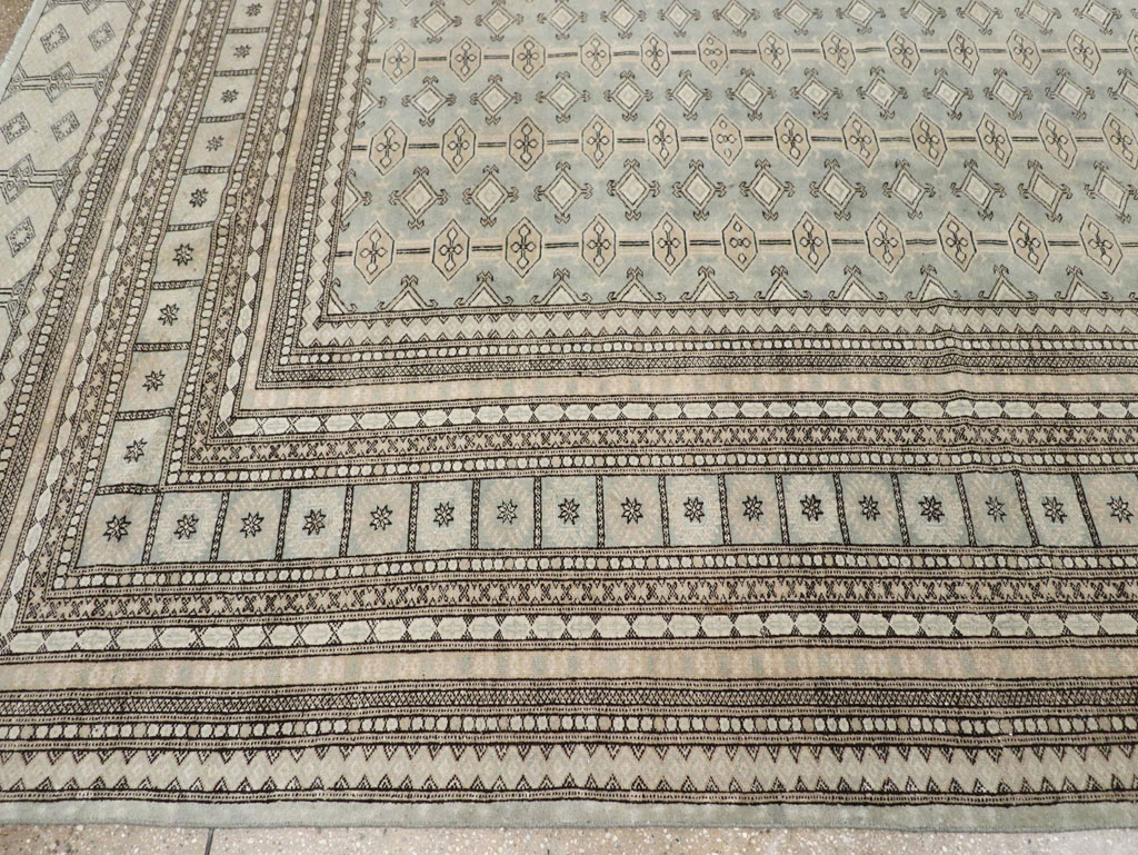 Vintage Central Asian Bokhara Room Size Carpet, No.33287 - Galerie Shabab