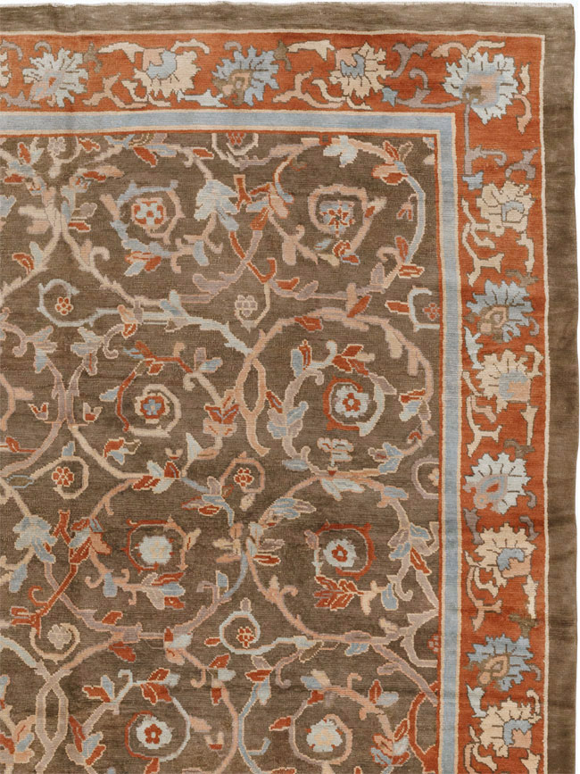 Antique Spanish European Oversize Carpet, No.33290 - Galerie Shabab