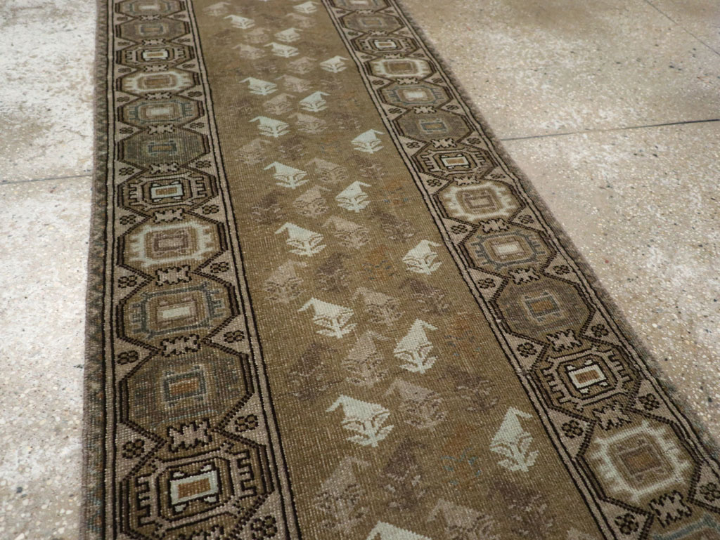 Vintage Persian Baluch Runner, No.33308 - Galerie Shabab