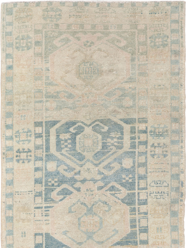 Antique Persian Heriz Runner, No.33309 - Galerie Shabab