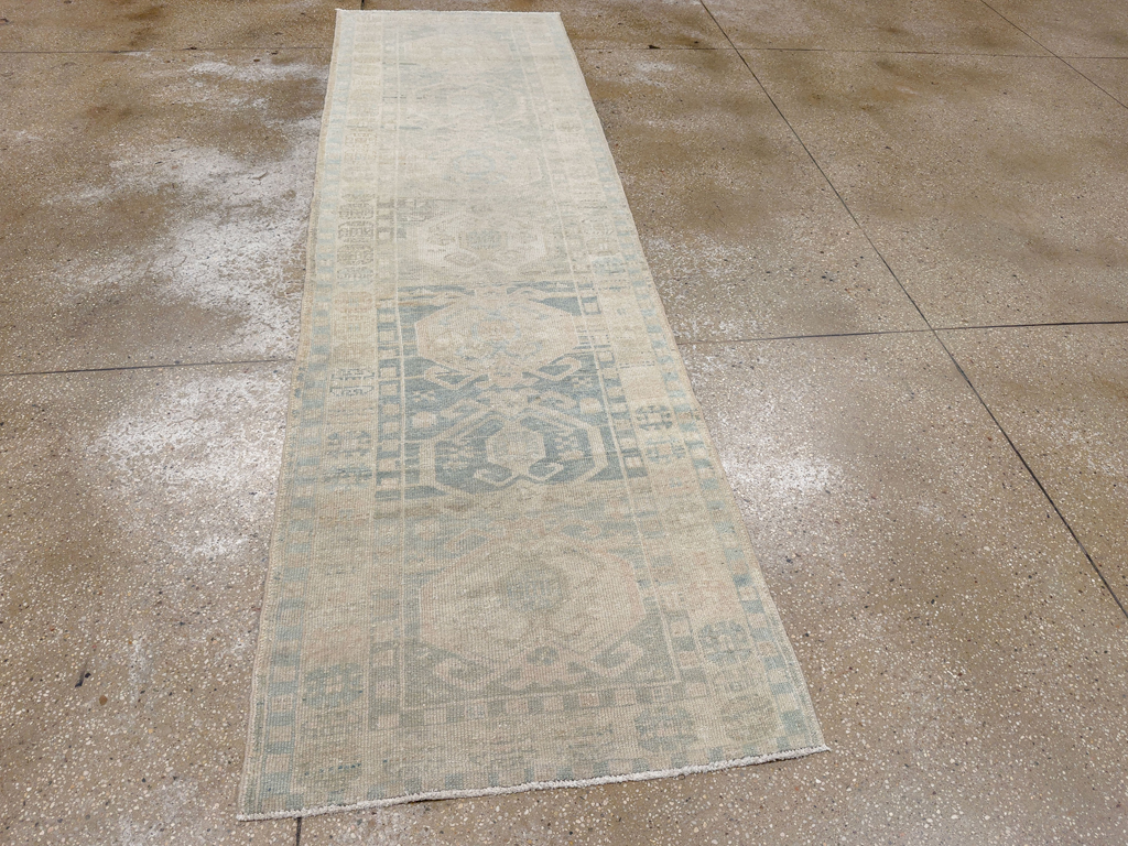 Antique Persian Heriz Runner, No.33309 - Galerie Shabab