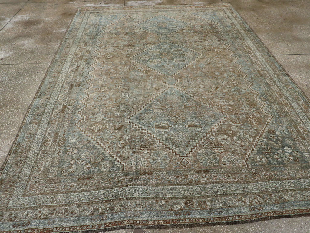 Vintage Persian Shiraz Accent Carpet, No.33310 - Galerie Shabab
