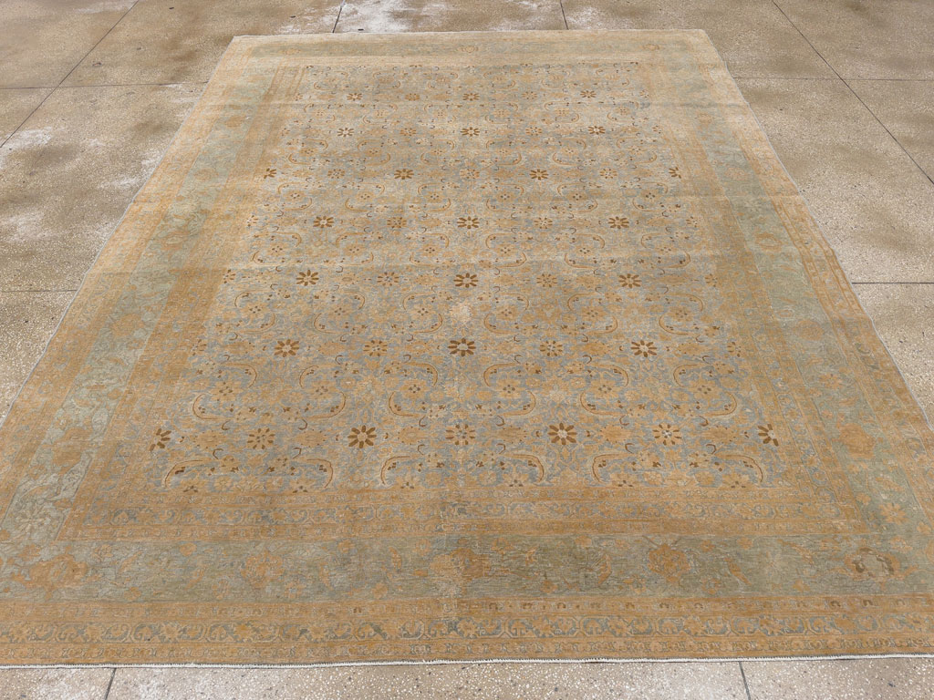 Antique Persian Tabriz Room Size Carpet, No.33312 - Galerie Shabab