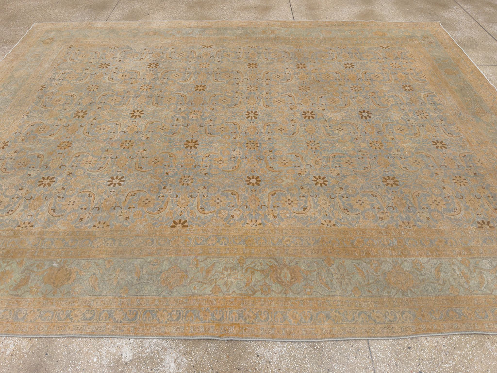 Antique Persian Tabriz Room Size Carpet, No.33312 - Galerie Shabab