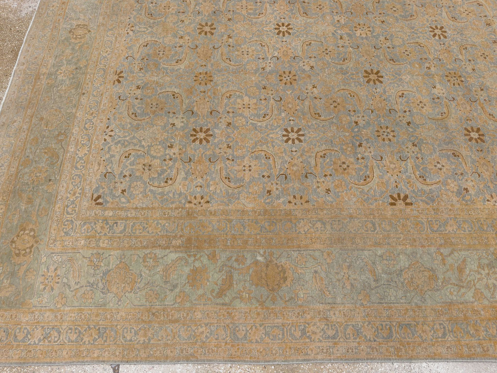 Antique Persian Tabriz Room Size Carpet, No.33312 - Galerie Shabab