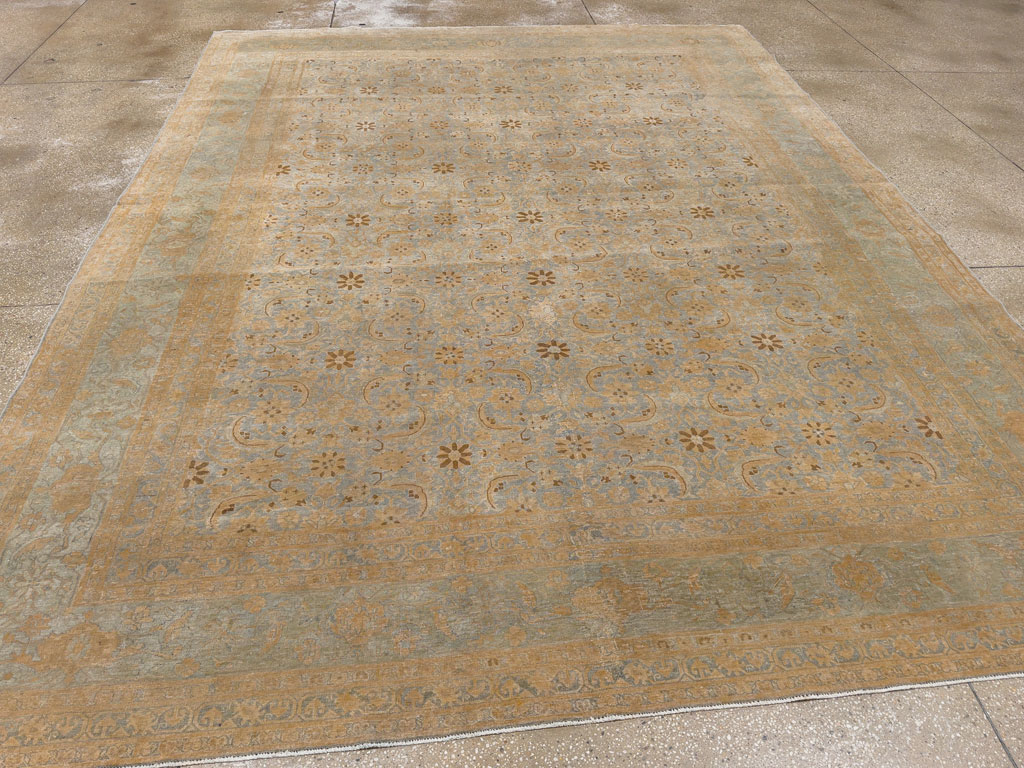 Antique Persian Tabriz Room Size Carpet, No.33312 - Galerie Shabab