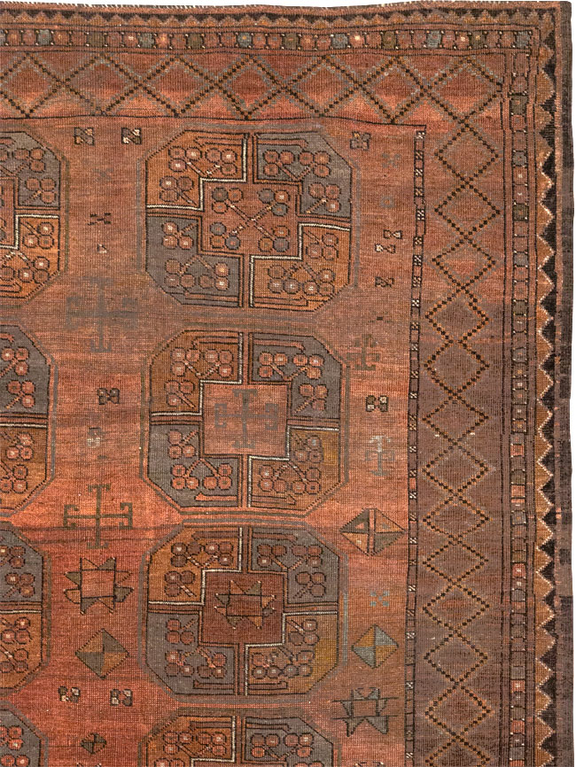 Vintage Central Asian Turkoman Accent Carpet, No.33321 - Galerie Shabab