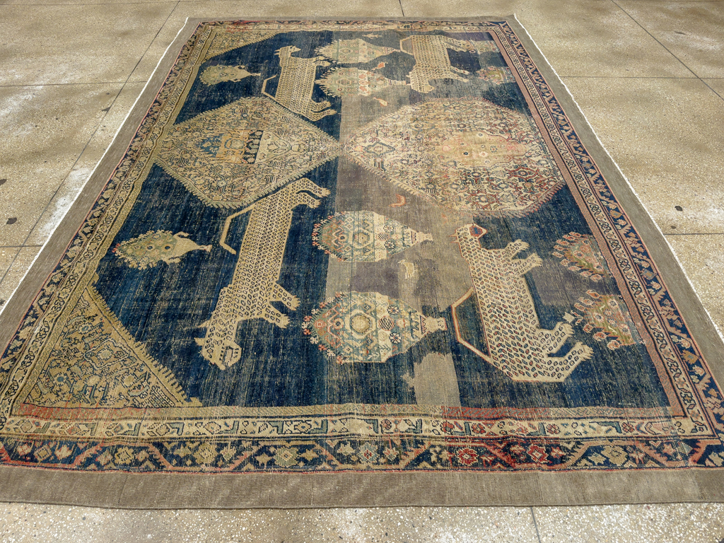 Antique Persian Fereghan Pictorial Room Size Carpet, No.33325 - Galerie Shabab