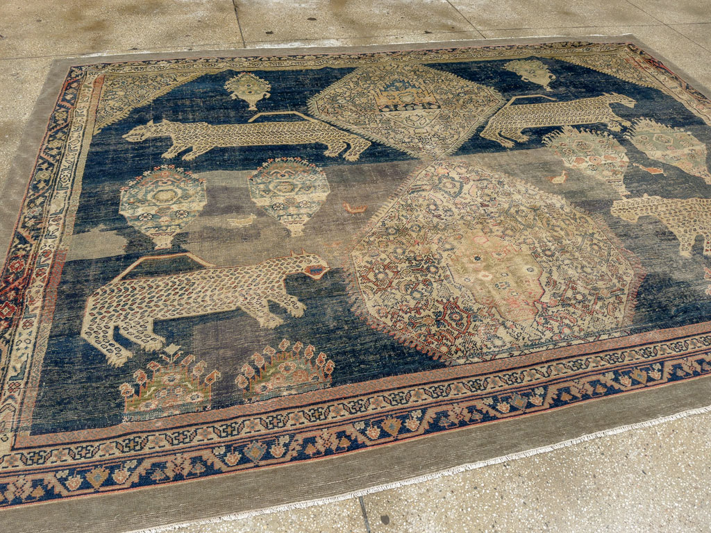 Antique Persian Fereghan Pictorial Room Size Carpet, No.33325 - Galerie Shabab