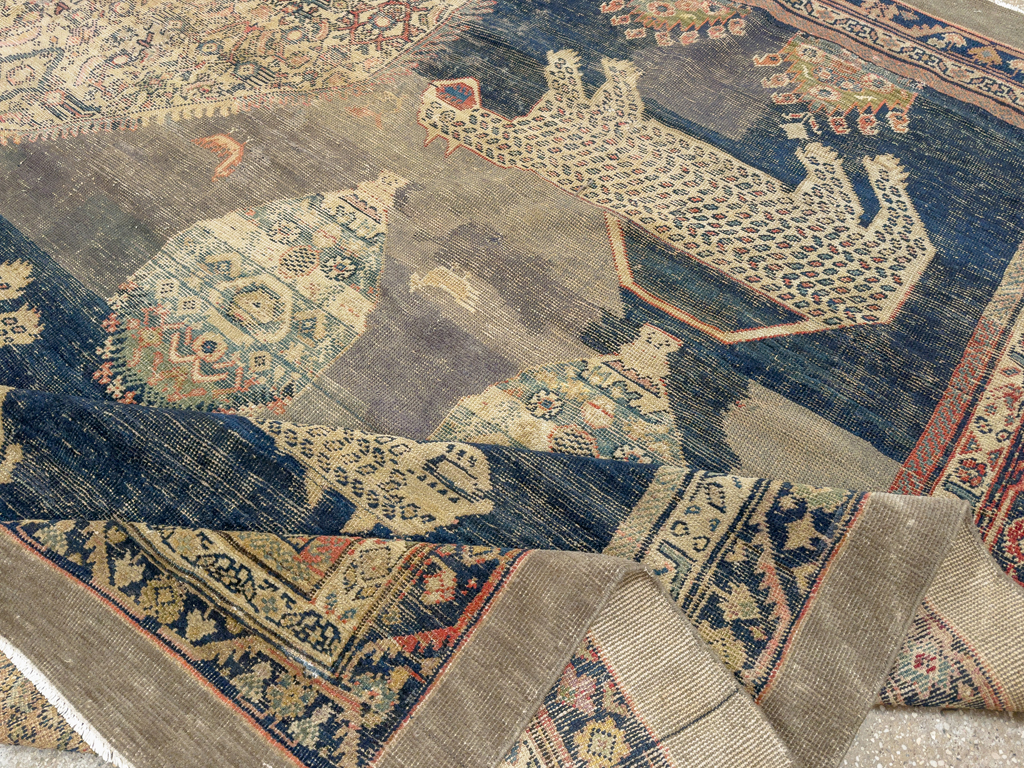 Antique Persian Fereghan Pictorial Room Size Carpet, No.33325 - Galerie Shabab