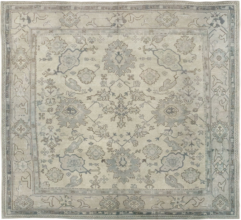 Antique Turkish Oushak Square Room Size Carpet, No.33328 - Galerie Shabab