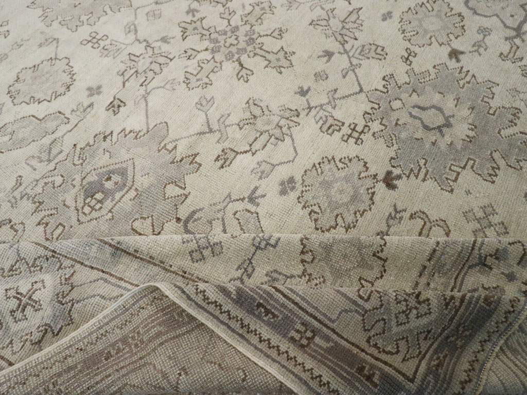 Antique Turkish Oushak Square Room Size Carpet, No.33328 - Galerie Shabab