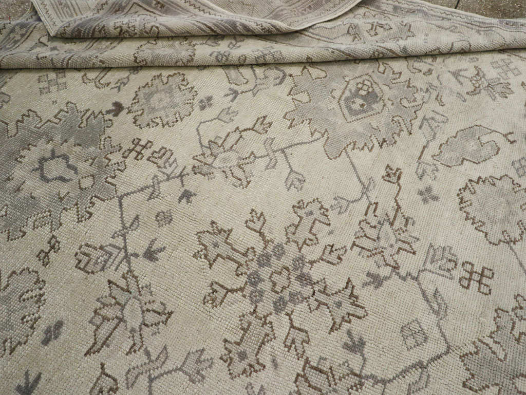 Antique Turkish Oushak Square Room Size Carpet, No.33328 - Galerie Shabab