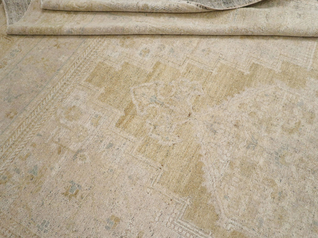 Vintage Turkish Oushak Long and Narrow, No.33329 - Galerie Shabab