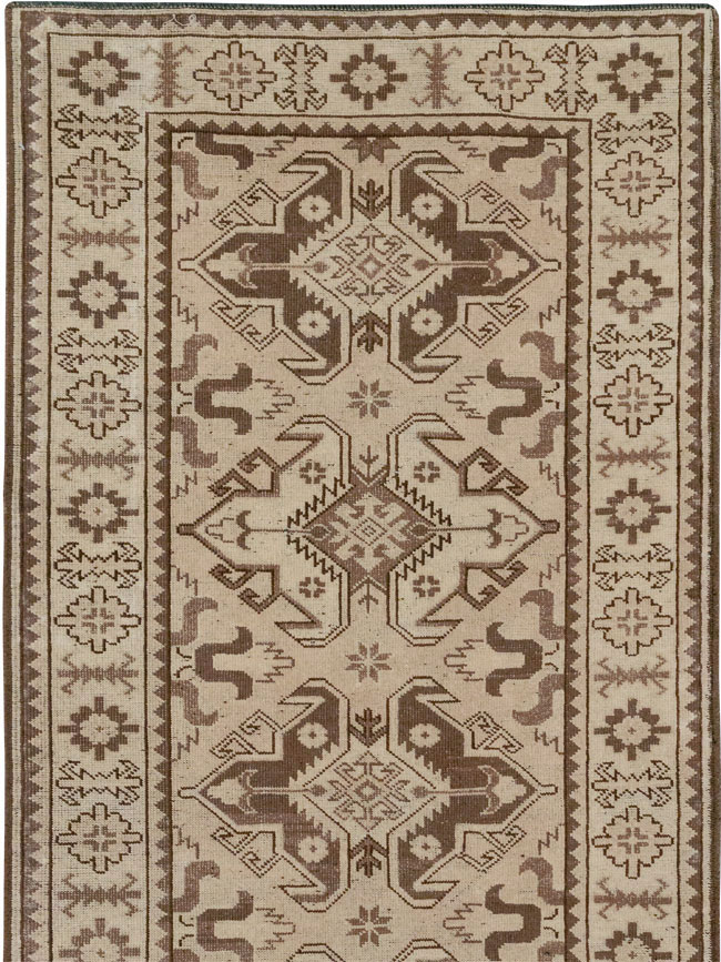 Vintage Turkish Anatolian Long Runner, No.33331 - Galerie Shabab