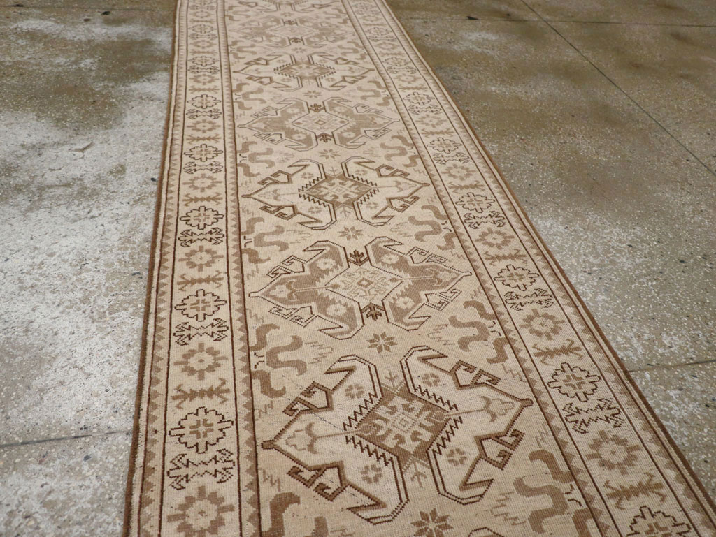 Vintage Turkish Anatolian Long Runner, No.33331 - Galerie Shabab