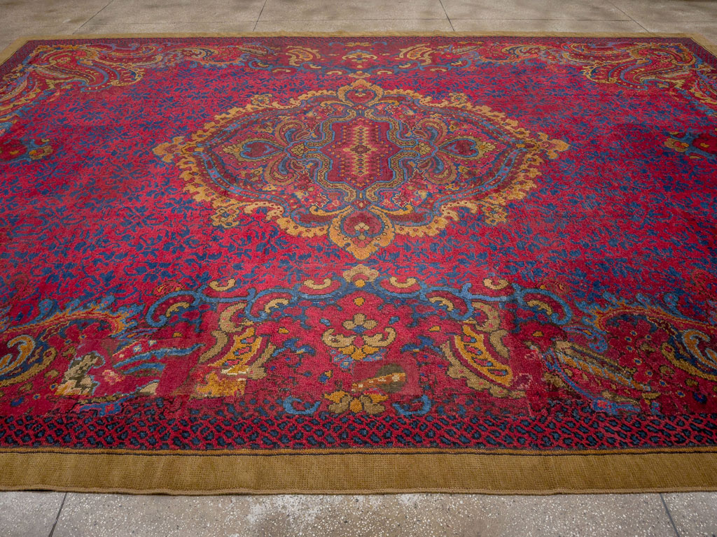 Antique Irish Donegal Oversize Carpet, No.33333 - Galerie Shabab