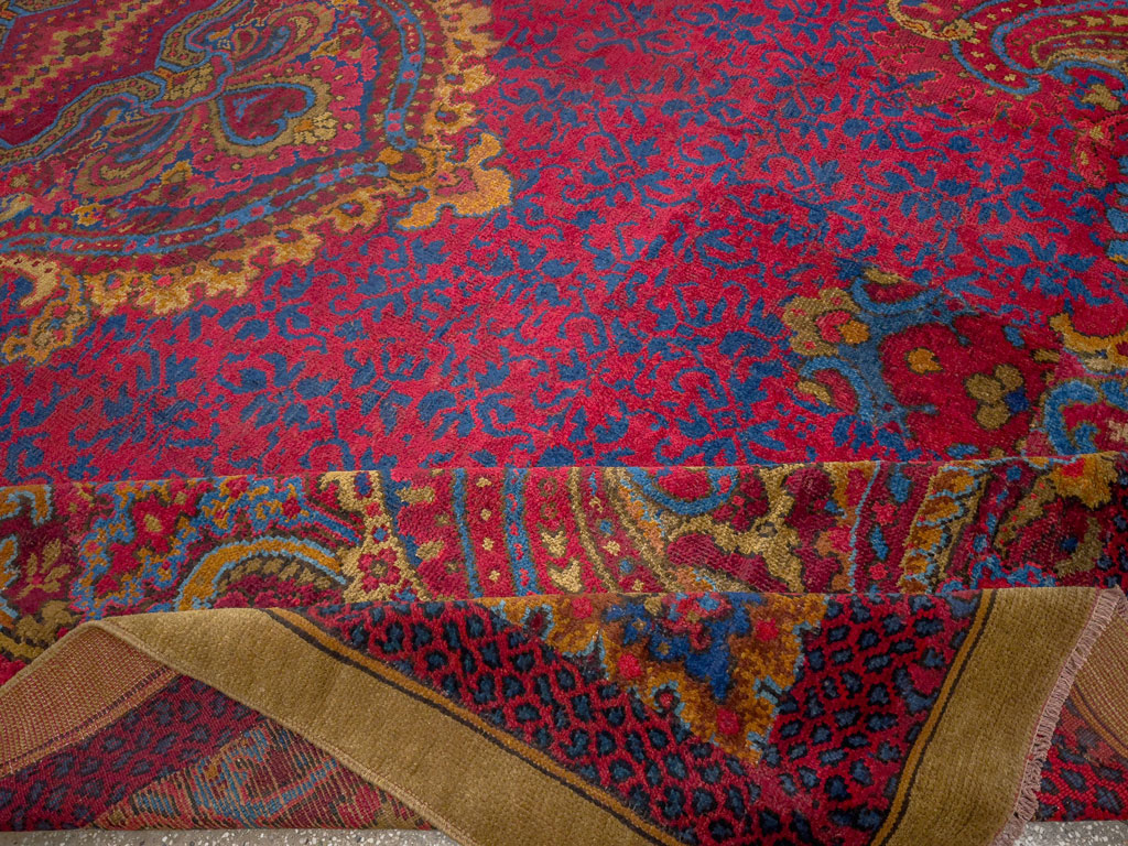 Antique Irish Donegal Oversize Carpet, No.33333 - Galerie Shabab
