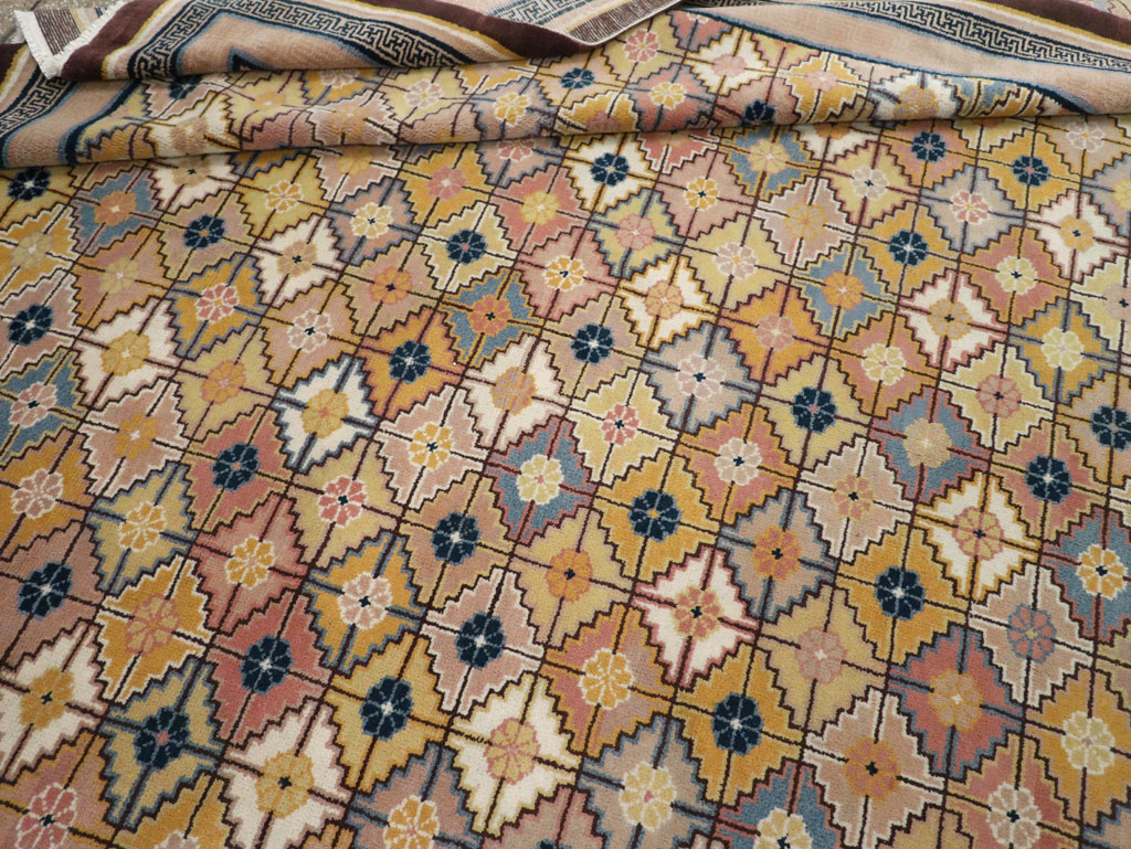 Vintage Chinese Ningxia Room Size Carpet, No.33334 - Galerie Shabab