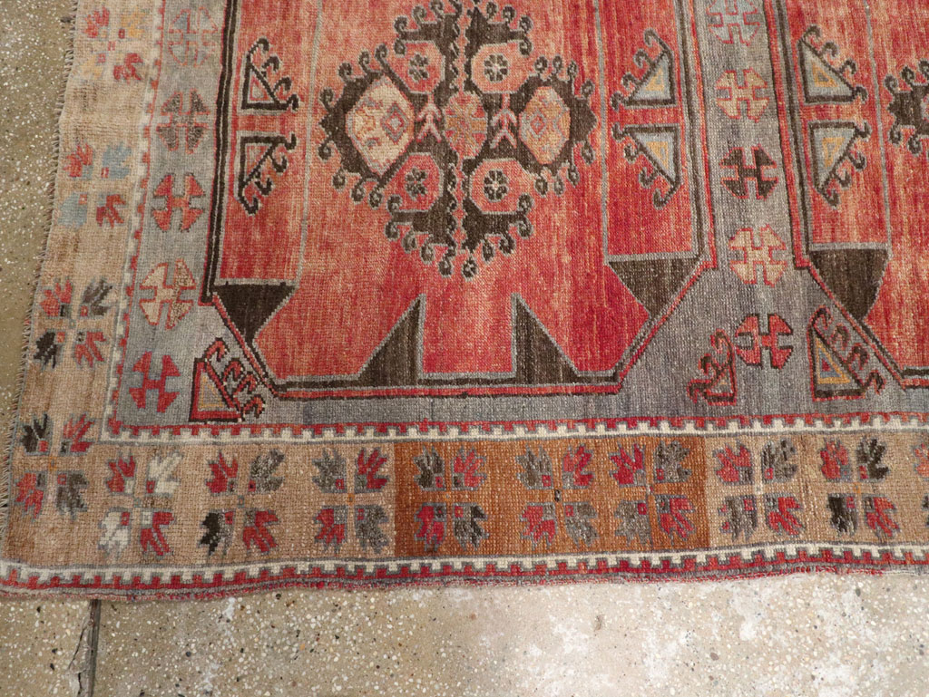 Vintage Turkish Anatolian Long Runner, No.33338 - Galerie Shabab