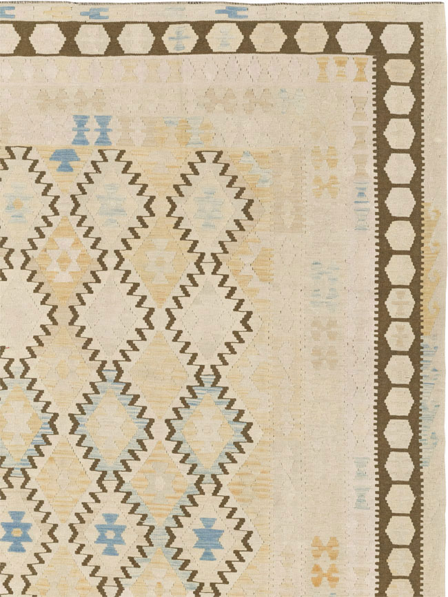 Vintage Turkish Flatweave Kilim Large Room Size Carpet, No.33347 - Galerie Shabab