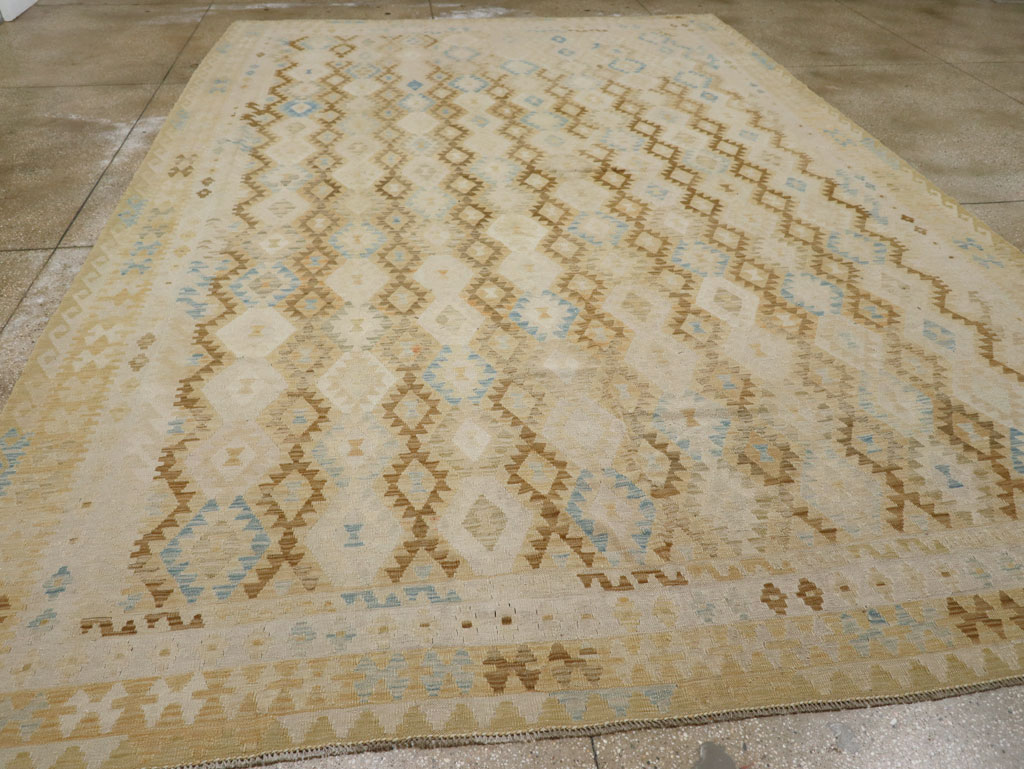 Vintage Turkish Flatweave Kilim Large Room Size Carpet, No.33348 - Galerie Shabab
