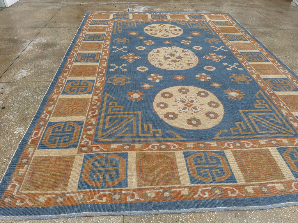 Vintage East Turkestan Khotan Room Size Carpet, No.33352 - Galerie Shabab