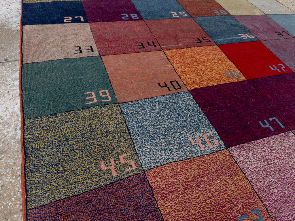 Vintage Turkish Anatolian Accent Rug, No.33364 - Galerie Shabab