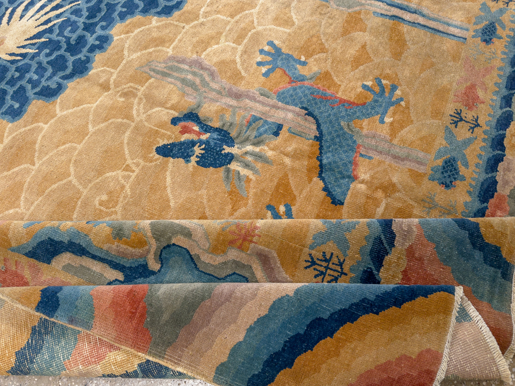 Antique Chinese Peking Room Size Carpet, No.33365 - Galerie Shabab