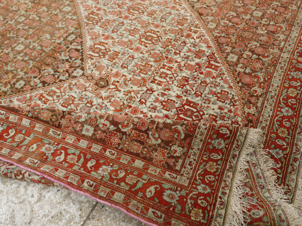 Antique Persian Senneh Accent Rug, No.33366 - Galerie Shabab