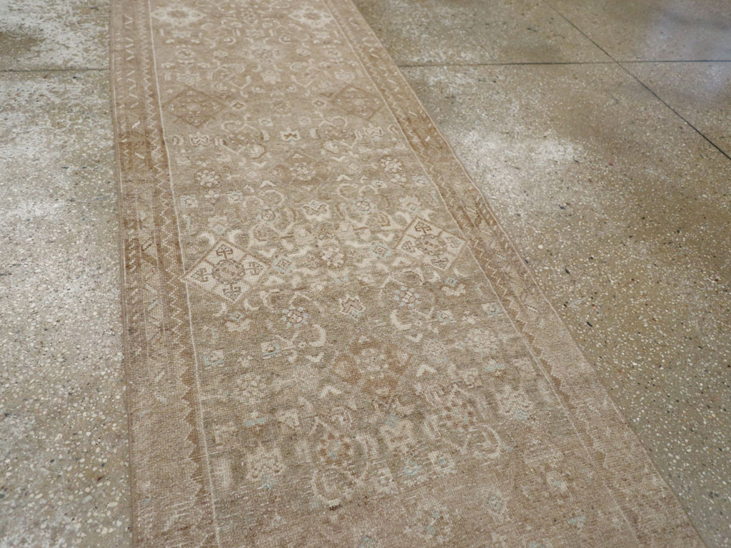 Vintage Persian Malayer Runner, No.33372 - Galerie Shabab