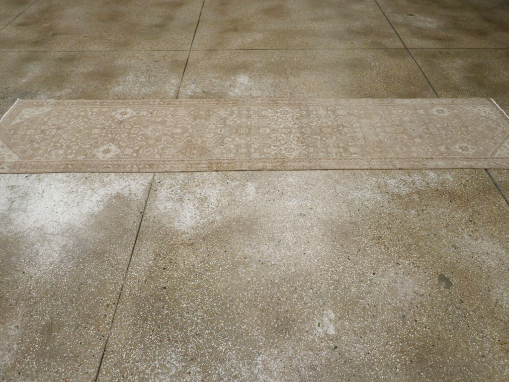 Vintage Persian Malayer Runner, No.33372 - Galerie Shabab